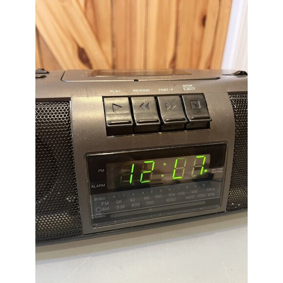 Vintage Radio Shack Chronomatic 293 Cassette Player Radio Tested/Works - Picture 11 of 11